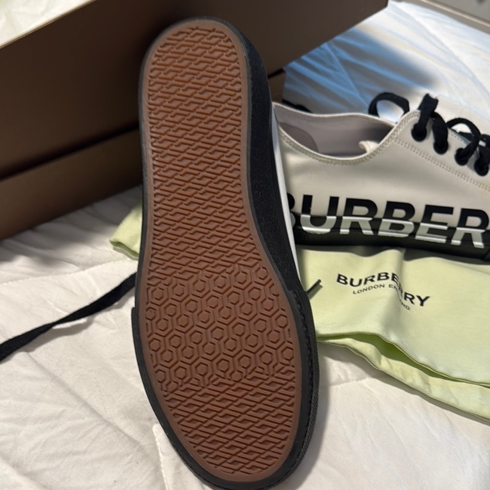 Burberry Larkhall Optic White Low Top Sneakers - Picture 3 of 7